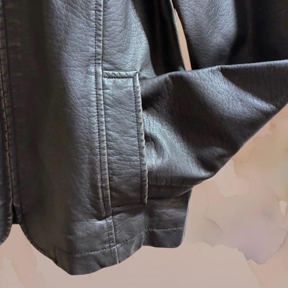 Susan Graver Jackets & Blazers - Susan Graver Leather Jacket